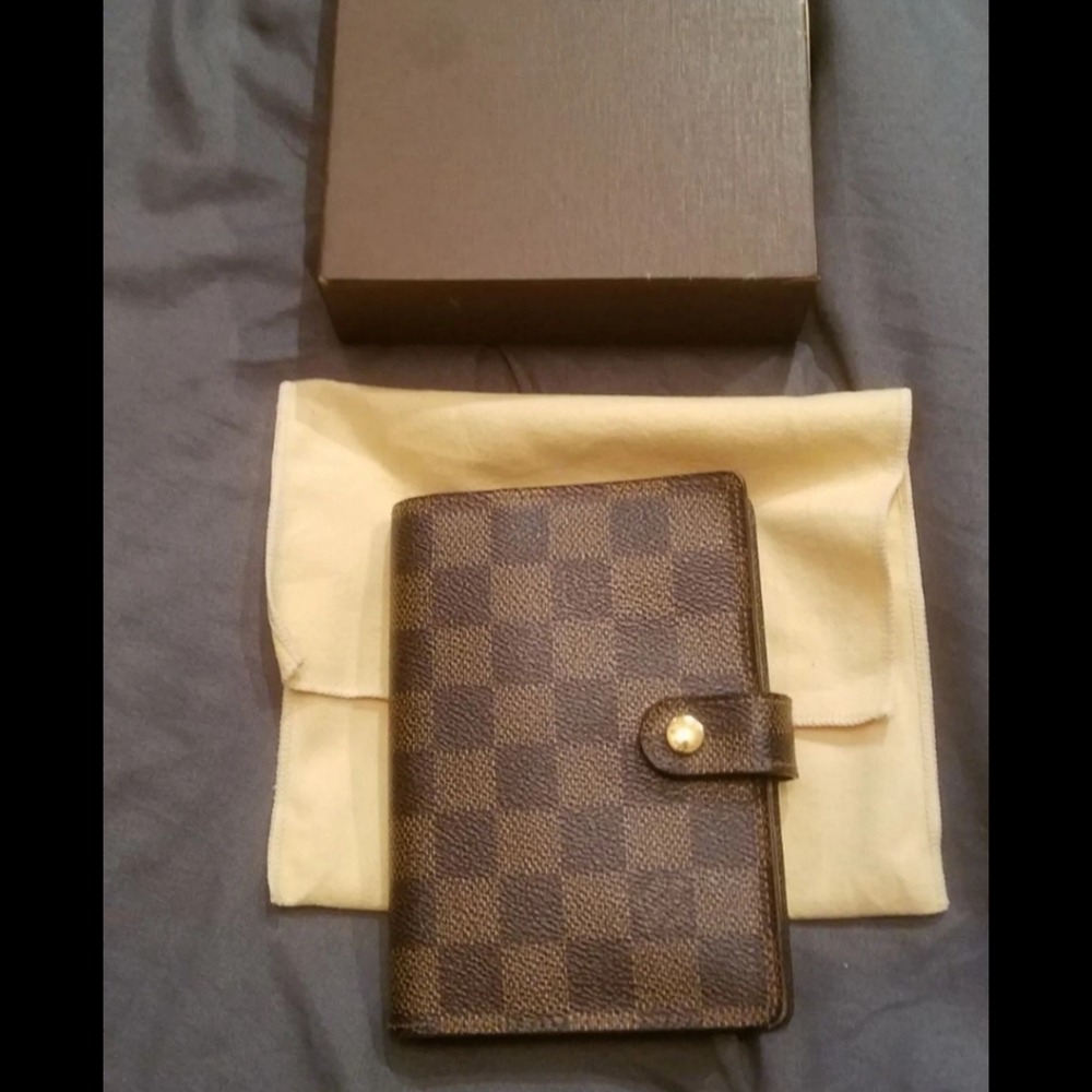 Louis Vuitton agenda pm cover